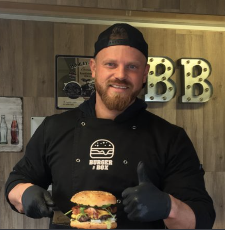 Denis Vertinskiy - Gründer der BurgerBox Bohmte